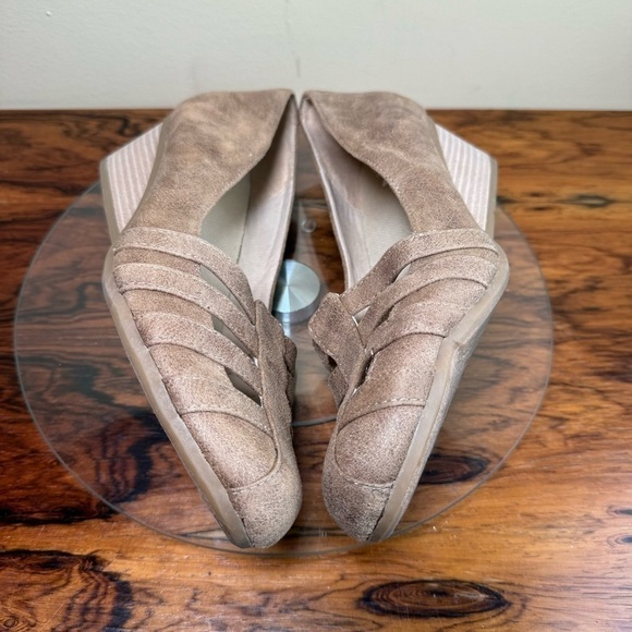 Dr. Scholl's Be Free Wedge Slip On Shoes - Picture 13 of 16